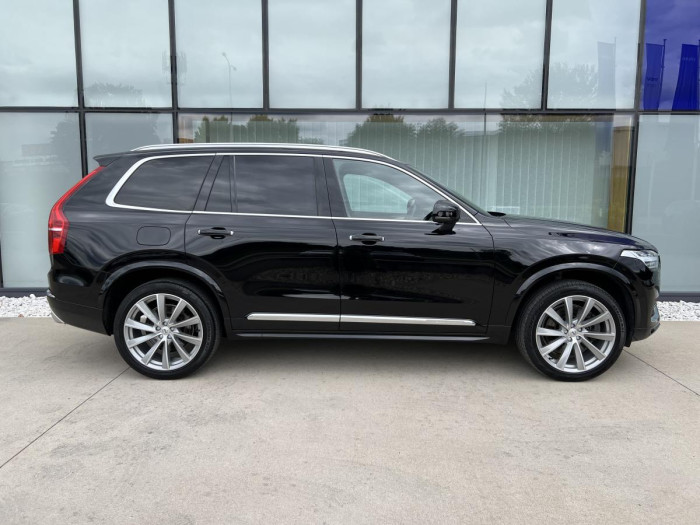 Volvo XC90 T8 AWD INSCRIPTION 7MÍSTNÁ Aut