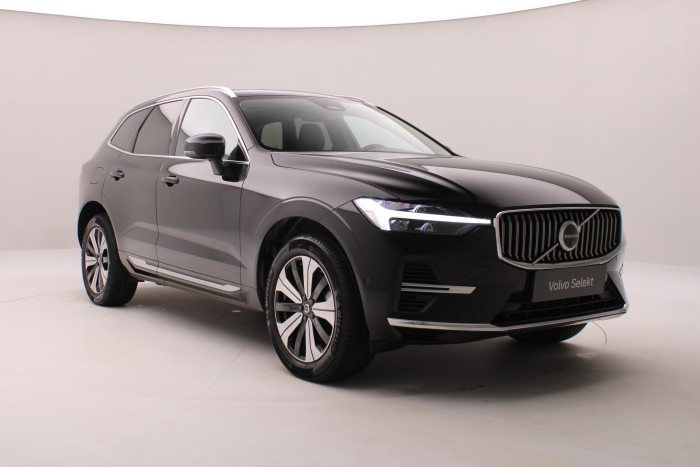 Volvo XC60 T6 AWD PLUG-IN REZERVACE