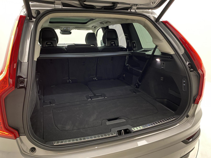 Volvo XC90 T8 AWD ULTRA DARK AUT CZ 7m