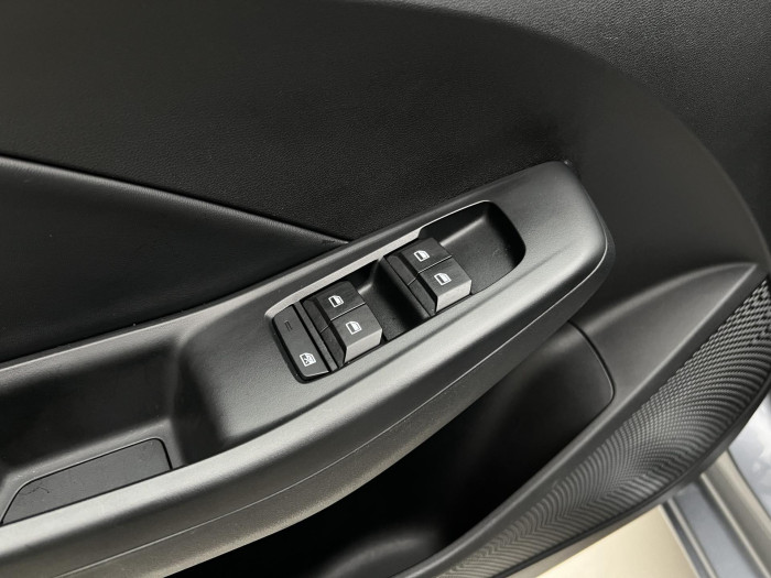 MG MG3 EXCLUSIVE HYBRID+ AUT CZ 1.maj 1.5 Exclusive