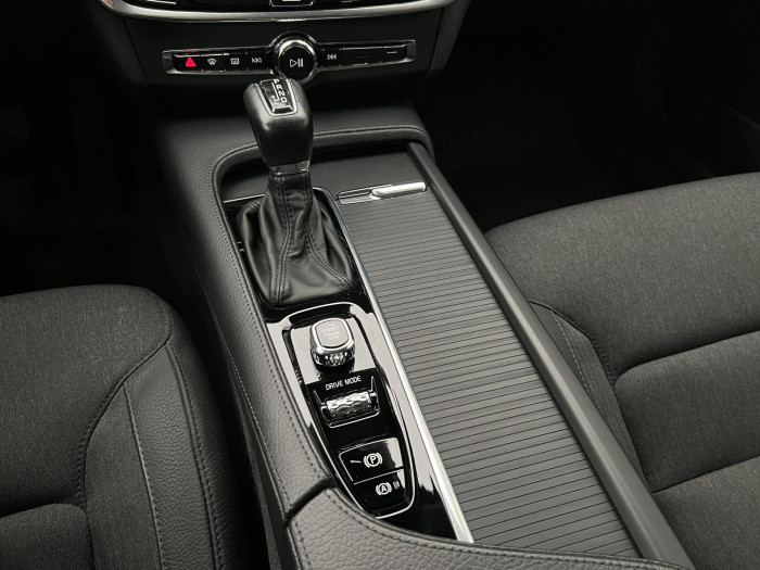 Volvo S90 T4 MOMENTUM AUT 2.0 Momentum