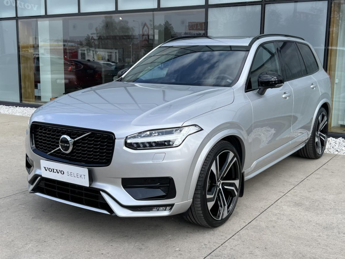 Volvo XC90 B5 AWD R-DESIGN 7MÍSTNÁ AUT