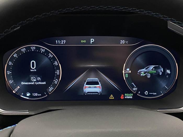 Lynk & Co 01 PHEV DCT REZERVACE