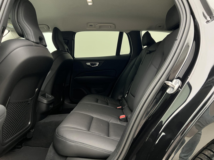 Volvo V60 B4 BRIGHT PLUS