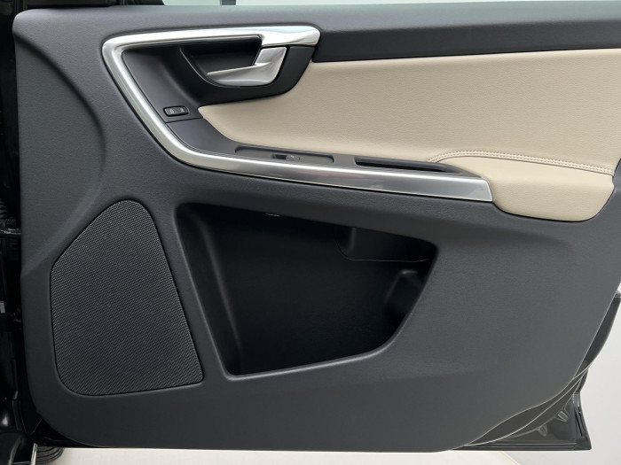 Volvo XC60 D4 SUMMUM AUT 2.0 d Summum