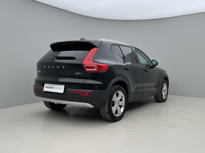 Volvo XC40 D4 AWD MOMENTUM AUT 2.0 d Momentum