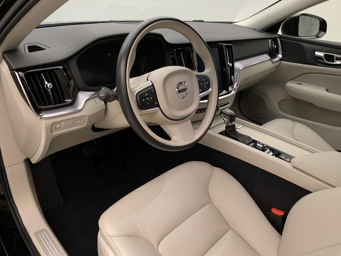Volvo V60 D4 MOMENTUM AUT 2.0 d Momentum