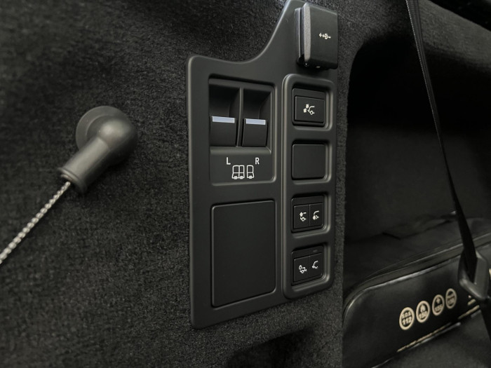 Land Rover Discovery D350 DYNAMIC HSE AWD Aut 3.0 d Dynamic