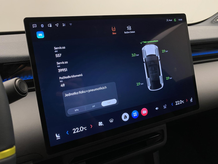 Lynk & Co 02 MORE PŘEDVÁDĚCÍ VŮZ