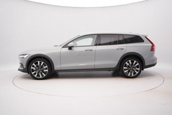 Volvo V60 CC B5 AWD PLUS BRIGHT 1.maj