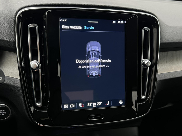 Volvo XC40 B4 PLUS BRIGHT AUT CZ