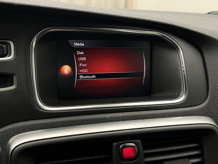 Volvo V40 D3 MOMENTUM AUT CZ 2.0 d Momentum