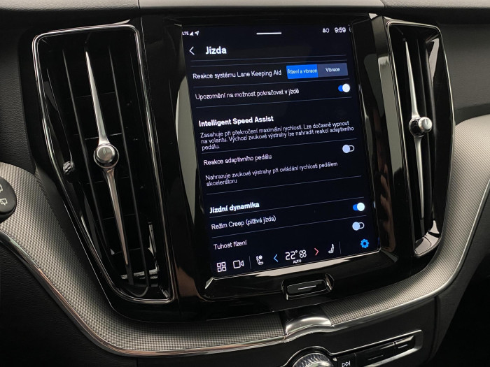 Volvo XC60 T8 AWD DARK PLUS RECHARGE AUT