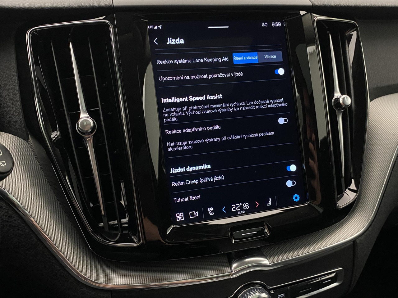 Volvo XC60 T8 AWD DARK PLUS RECHARGE AUT