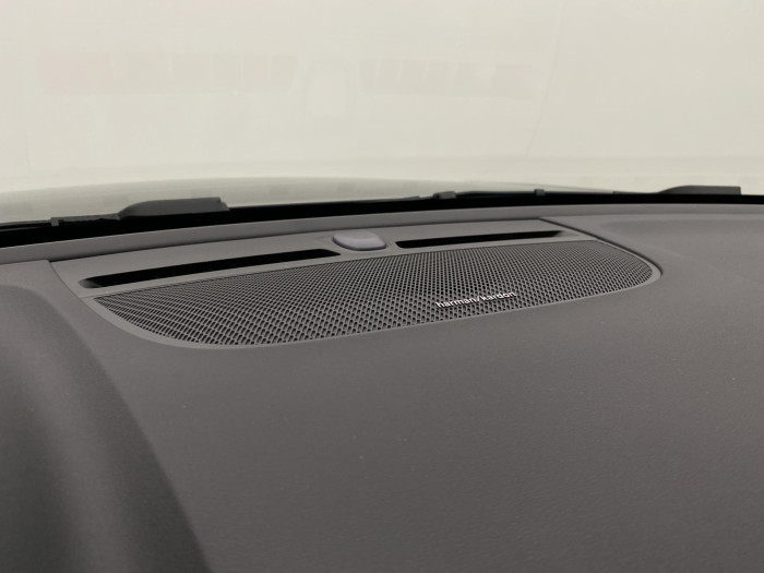 Volvo XC40 B4 AUT PLUS BLACK EDITION