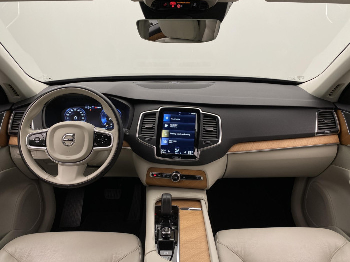 Volvo XC90 B5 AWD MOMENTUM AUT CZ 2.0 Momentum