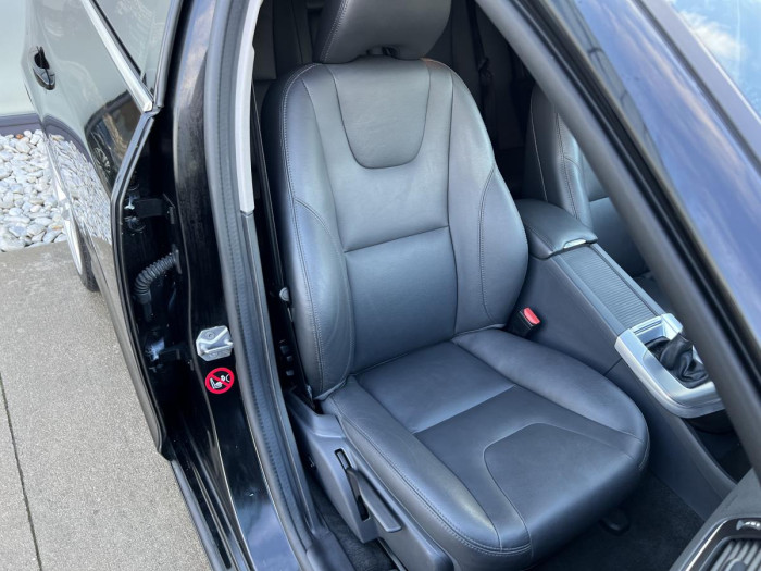 Volvo S60 D3 SUMMUM NAVIGACE 2.0 d Summum