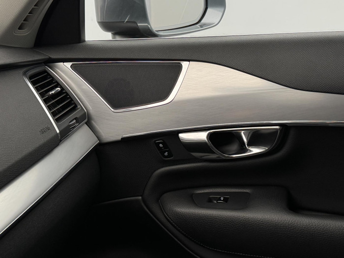 Volvo XC90 D5 AWD MOMENTUM AUT 2.0 d Momentum
