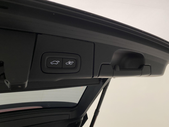 Volvo XC60 B5 AWD ULTIMATE BLACK EDITION 2.0 Edition
