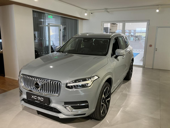 Volvo XC90 B5 AWD AUT BRIGHT PLUS 7-míst