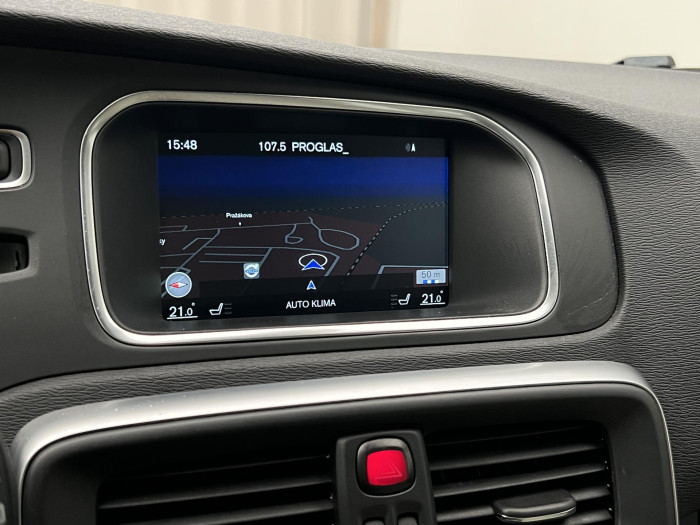 Volvo V40 D2 INSCRIPTION 2.0 d