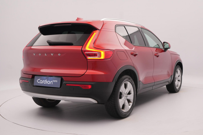 Volvo XC40 T4 MOMENTUM PRO AUT CZ 2.0 Momentum