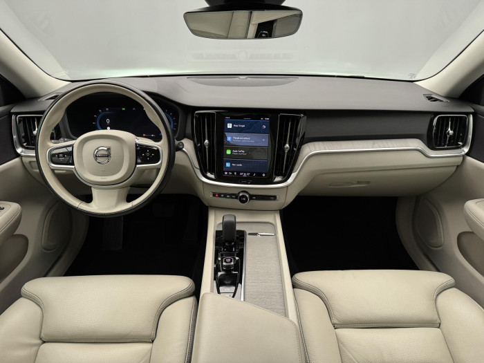 Volvo V60 B5 BRIGHT PLUS AUT REZERVACE