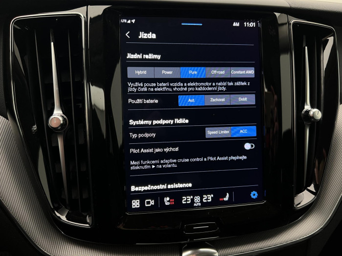 Volvo XC60 T6 AWD RECHARGE PLUS DARK AUT