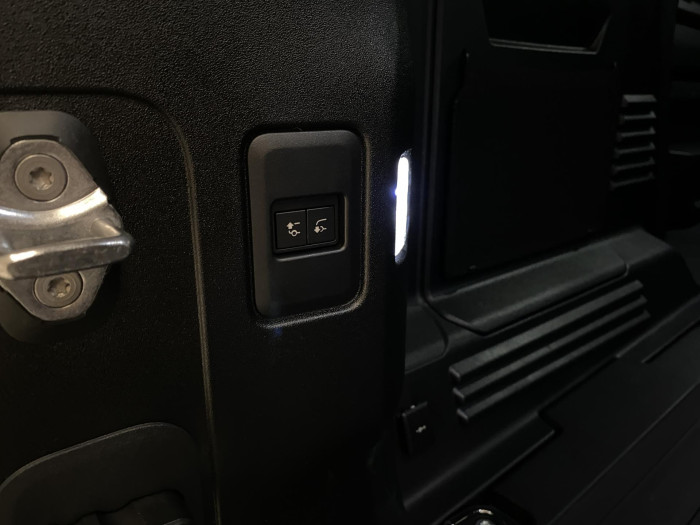 Land Rover Defender 110 HARD TOP D250 X-DYNAMIC SE 3.0 d Dynamic SE