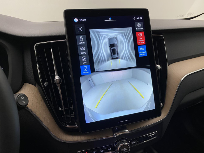 Volvo XC60 B5 AWD AUT DARK PLUS