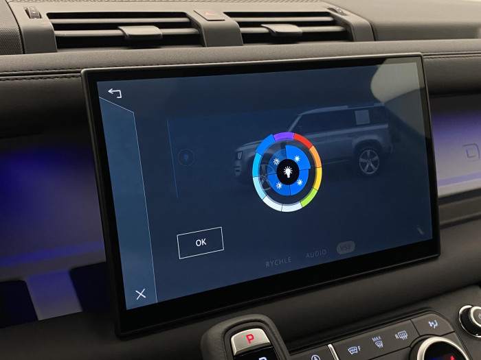 Land Rover Defender 110 D250 X-DYNAMIC SE AWD AUT 3.0 d Dynamic SE