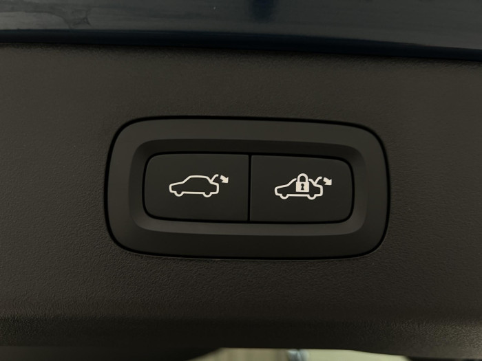 Lynk & Co 01 PHEV DCT AUT 1.maj.