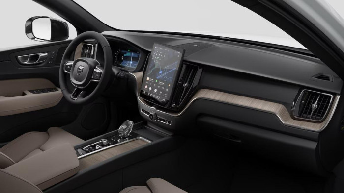 Volvo XC60 T6 AWD AUT DARK PLUS