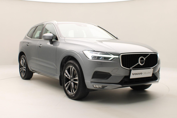Volvo XC60 B4 AWD MOMENTUM AUT 2.0 Momentum