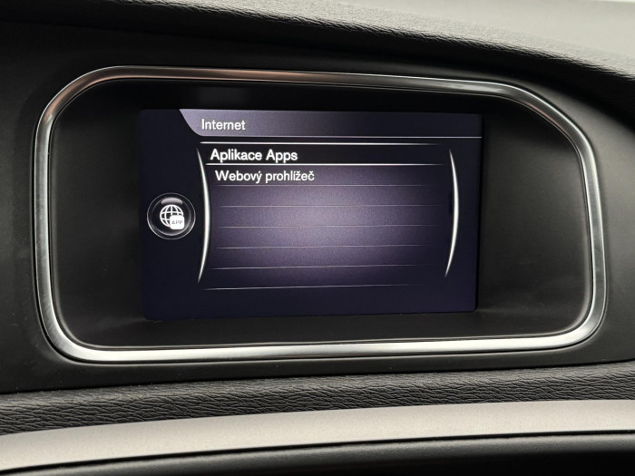 Volvo V40 D2 BLACK EDITION 2.0 d Edition