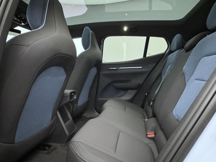 Volvo EX30 CROSS COUNTRY TWIN ULTRA