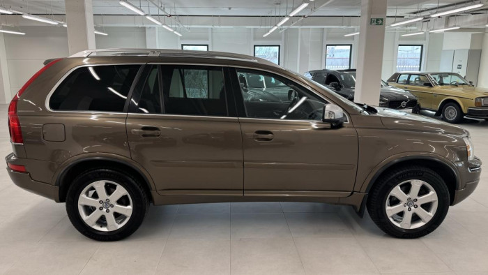 Volvo XC90 D5 AWD SUMMUM AUT REZERVACE 2.4 d Summum
