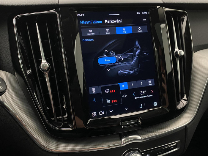 Volvo XC60 T8 AWD DARK PLUS RECHARGE AUT