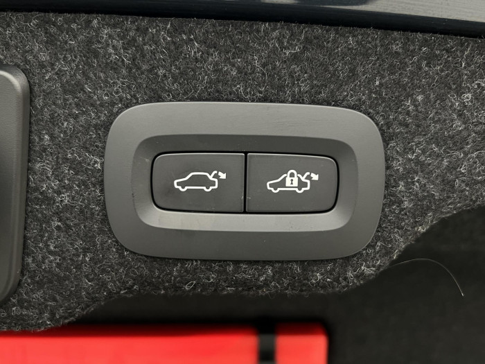 Volvo S90 T8 AWD RECHARGE ULTIMATE DARK