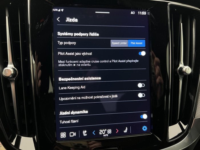 Volvo S60 B5 AWD ULTIMATE DARK AUT 1.maj