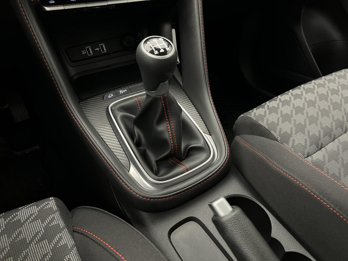 MG ZS 1.5 ESSENTIAL CZ