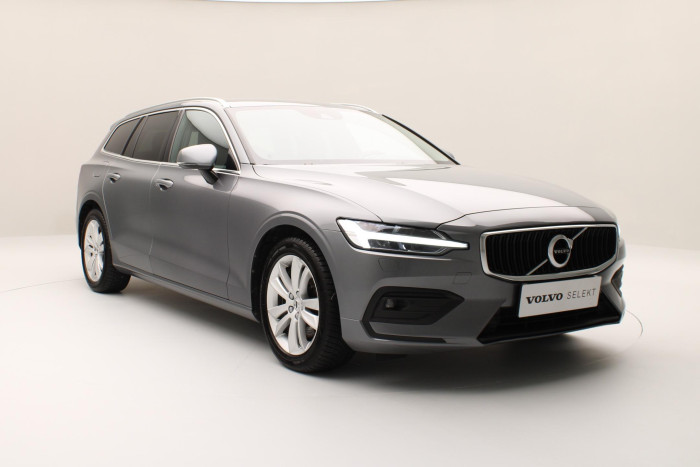 Volvo V60 B4 MOMENTUM PRO AUT REZERVACE 2.0 Momentum