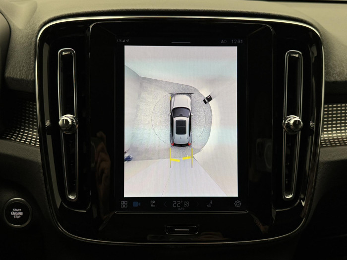 Volvo XC40 B3 DARK ULTRA CZ 1.maj