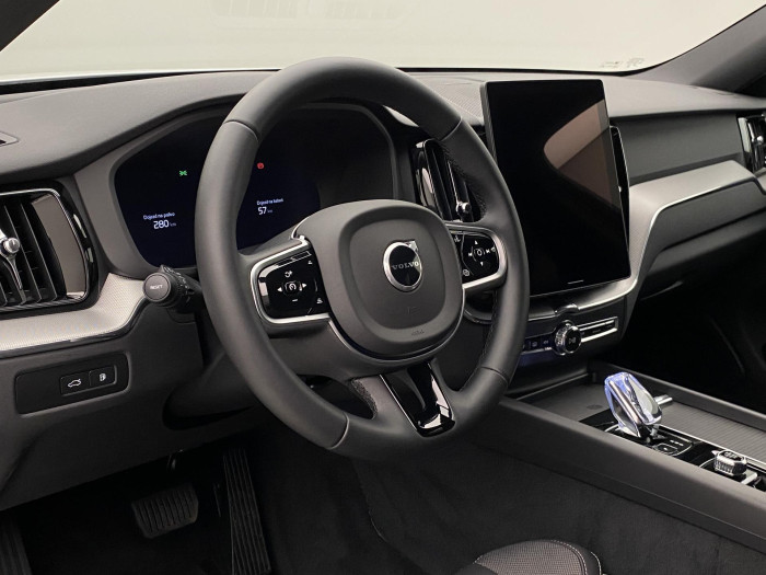 Volvo XC60 T6 AWD PLUS BLACK EDITION CZ