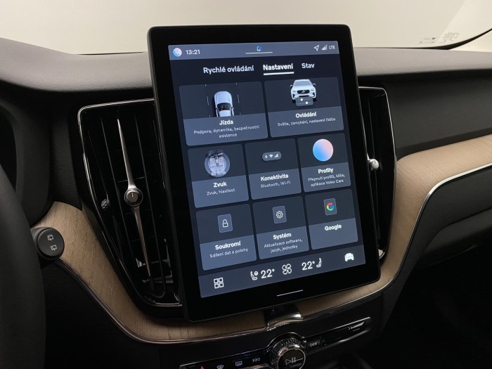 Volvo XC60 B5 AWD AUT DARK PLUS