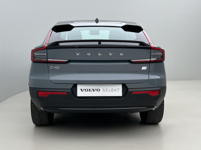 Volvo C40 RECHARGE PLUS TWIN MOTOR AUT