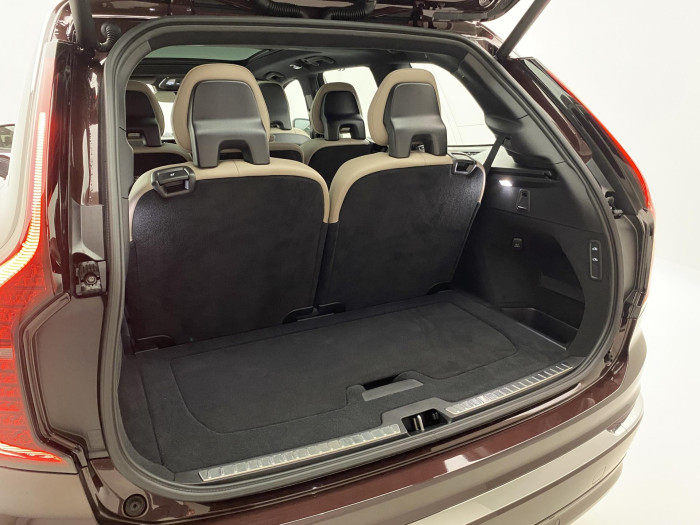 Volvo XC90 T8 AWD RECHARGE BRIGHT ULTRA 7