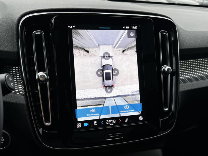 Volvo XC40 B4 DARK ULTIMATE Aut CZ