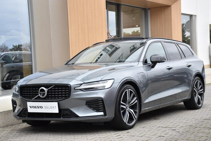 Volvo V60 T6 AWD RECHARGE R-DESIGN AUT