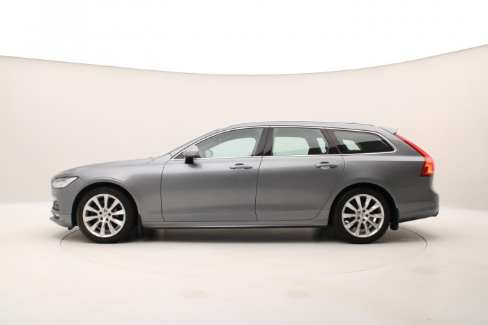 Volvo V90 D4 AWD MOMENTUM REZERVACE 2.0 d Momentum